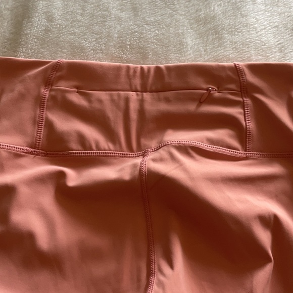 Super dry pale pink active biker shorts - Picture 6 of 7